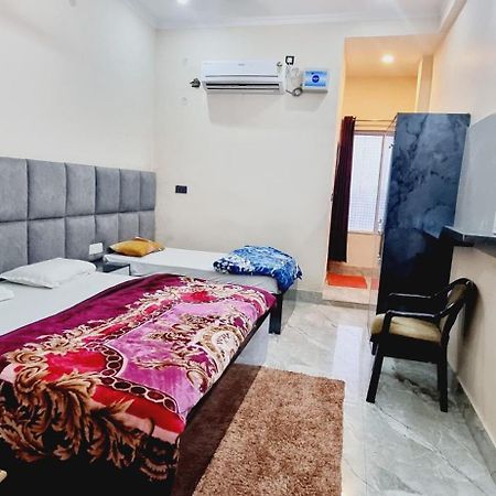 Surya Palace Ayodhya Extérieur photo