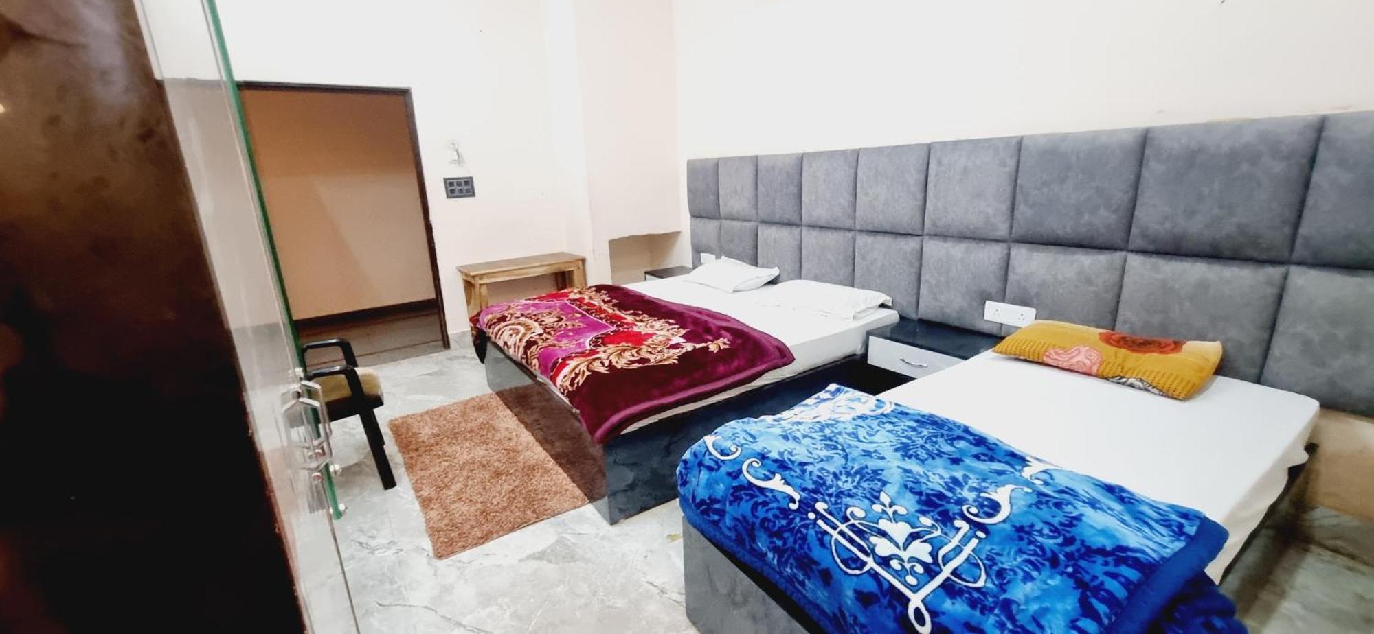 Surya Palace Ayodhya Extérieur photo