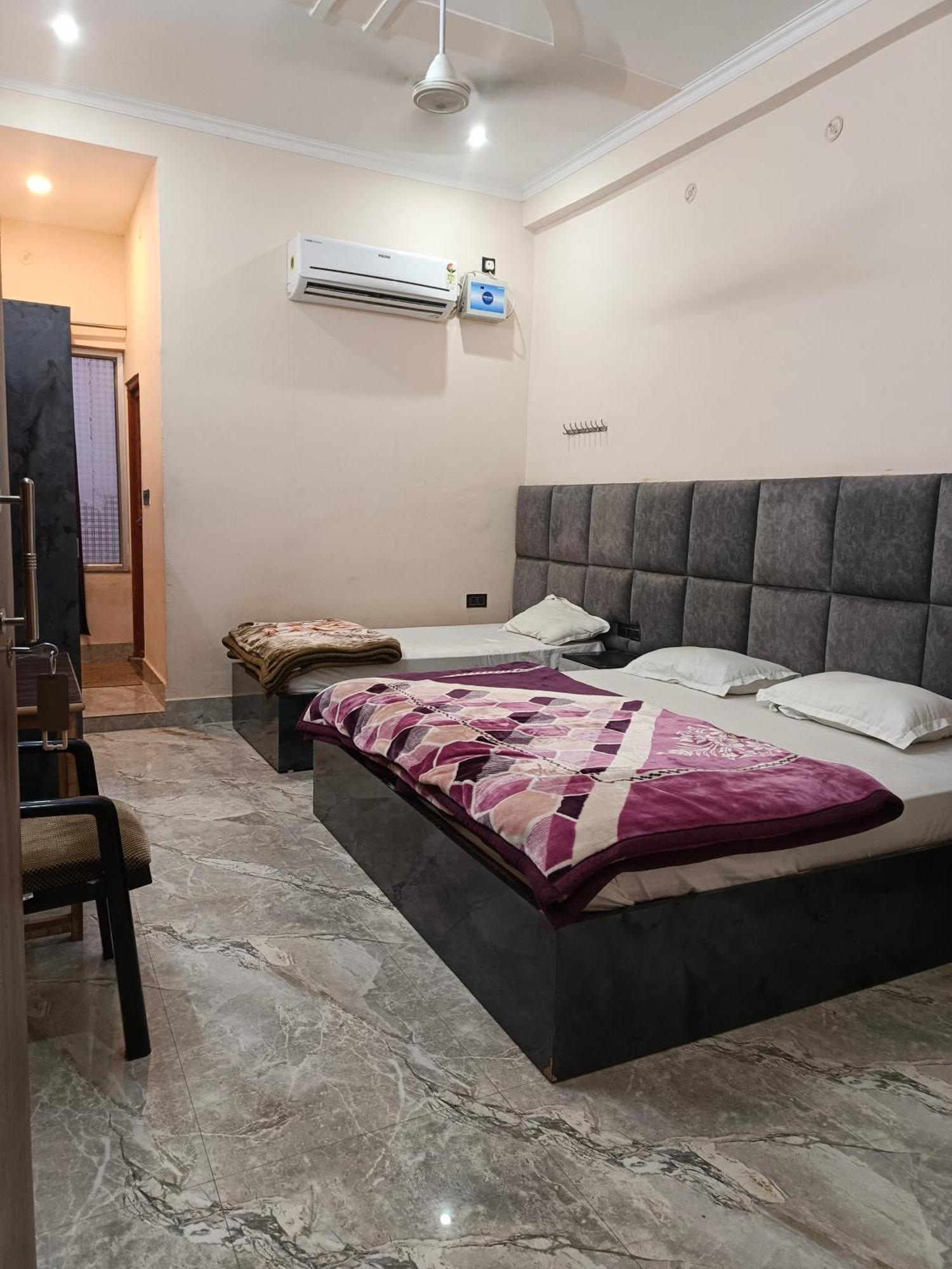 Surya Palace Ayodhya Extérieur photo